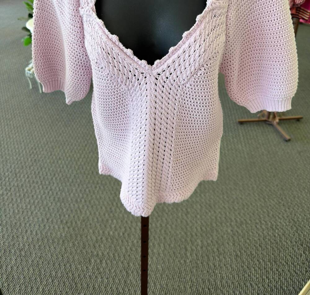 NEW DESIGN HISTORY women's maribel crochet sweater in lavender